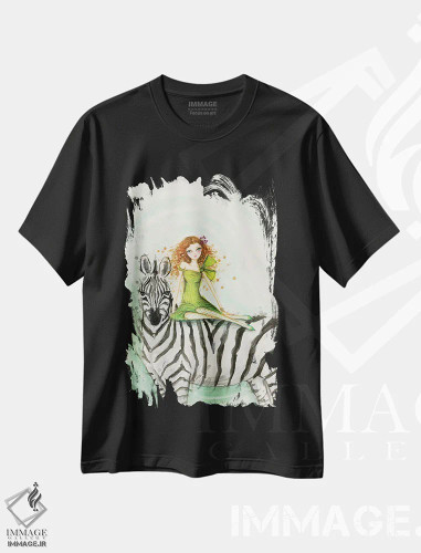 تیشرت مشکی طرح دار گورخر زیا، دست نقاشی و طراحی دستی اثر بلا پیلار | فروشگاه ایماژ