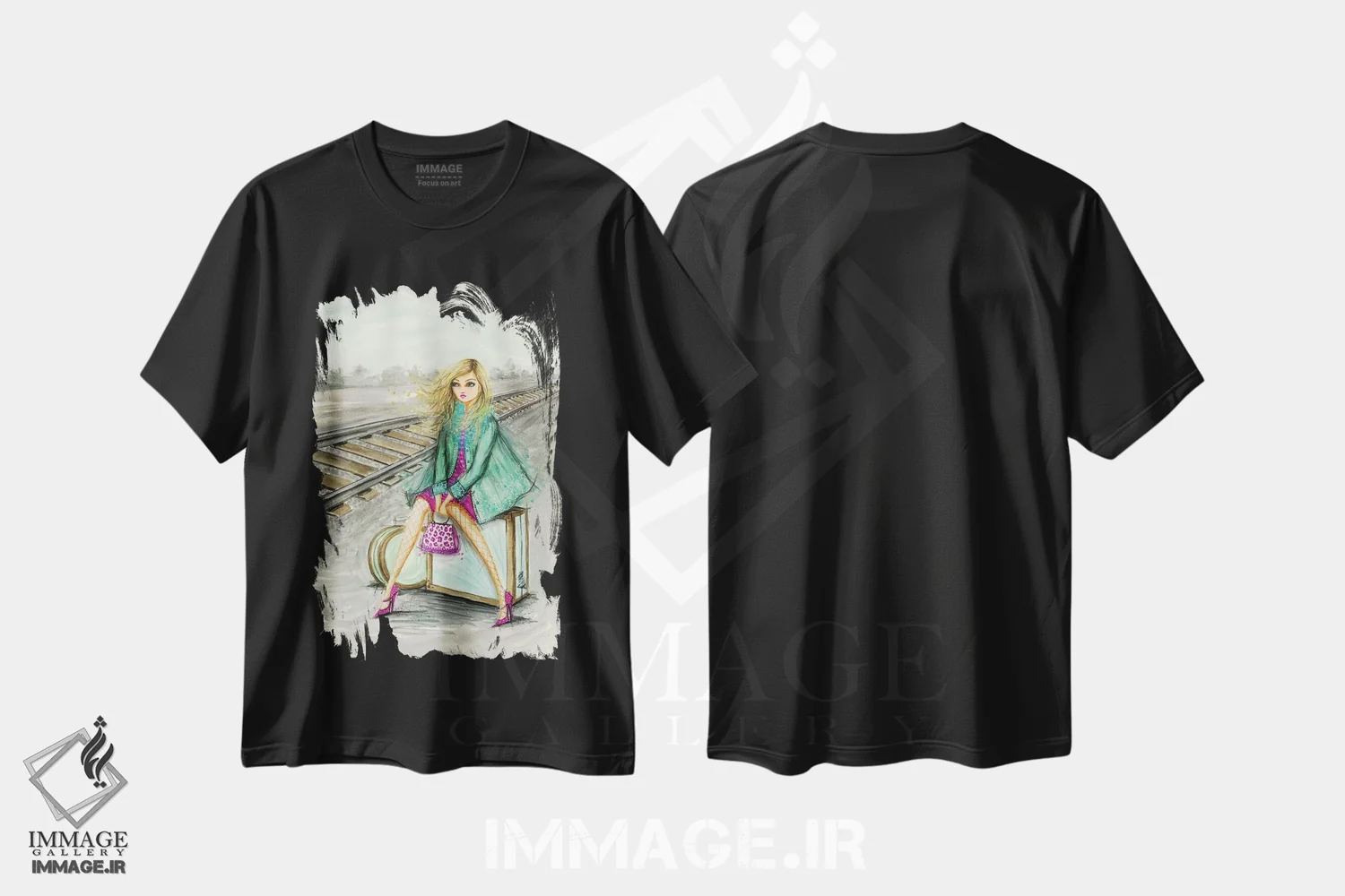 تیشرت مشکی طرح دار لولو منتظر کنار ریل قطار اثر بلا پیلار | immage.ir