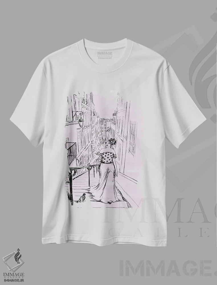 تیشرت سفید طرح دار مالیا در مونمارتر با رنگ یاسی، دست نقاشی و طراحی دستی اثر بلا پیلار | immage.ir