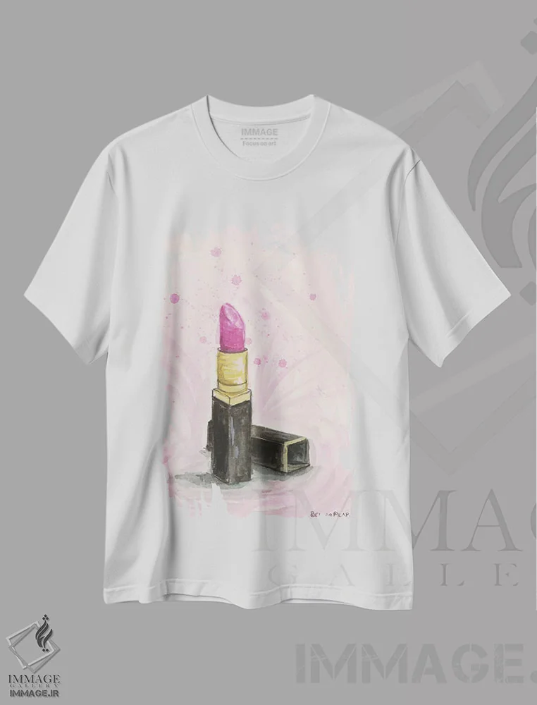تیشرت سفید طرح دار رژلب، دکور معاصر اثر بلا پیلار | immage.ir