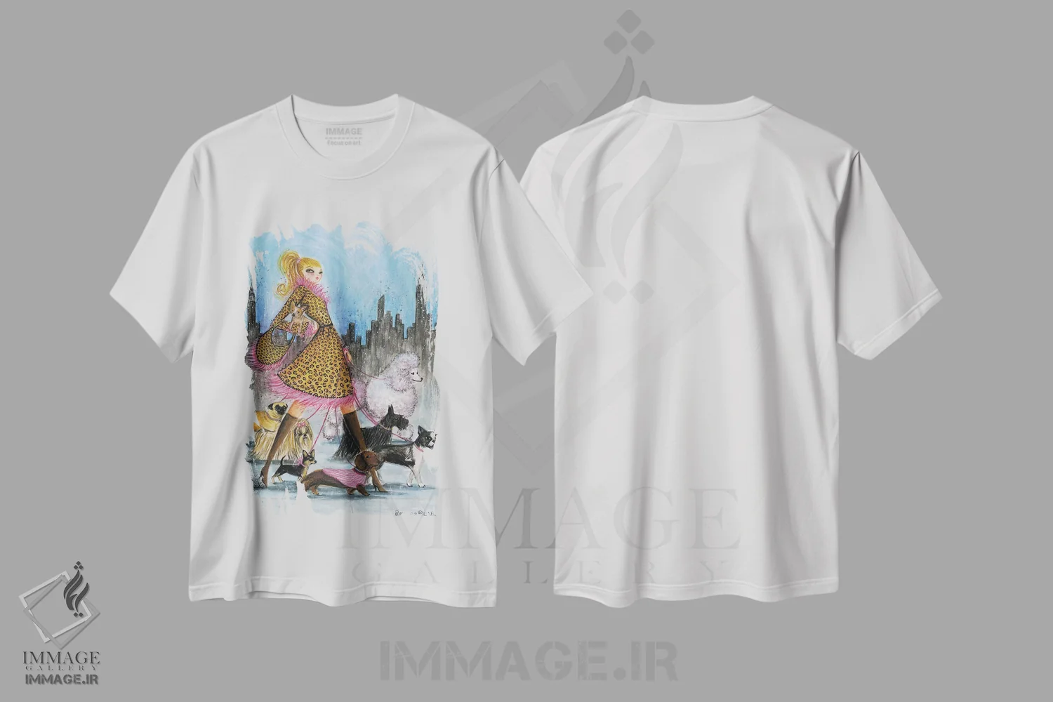 تیشرت سفید طرح دار کسی که سگ گردانی می کند، مدیوم اثر بلا پیلار | فروشگاه ایماژ