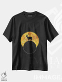 تیشرت مشکی طرح دار گوزن روی ماه اثر باروف | فروشگاه ایماژ