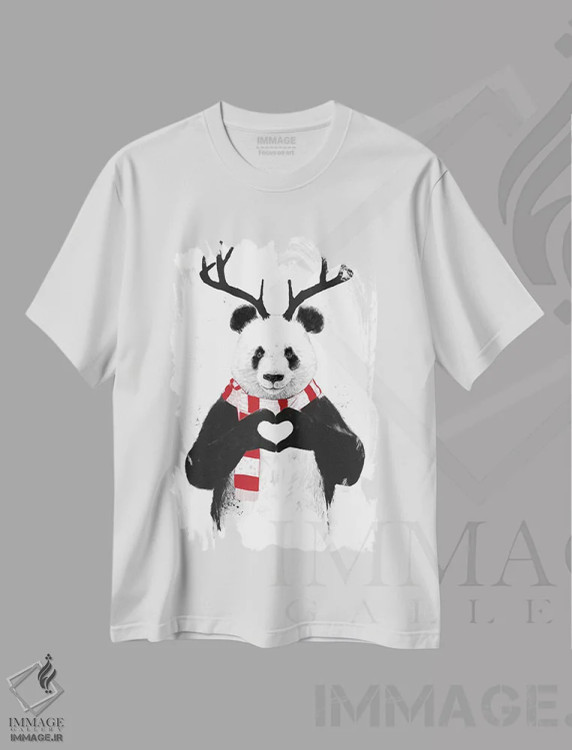 تیشرت سفید طرح دار پاندای کریسمس، حیوانات کریسمسی اثر بالازس شولتی | immage.ir