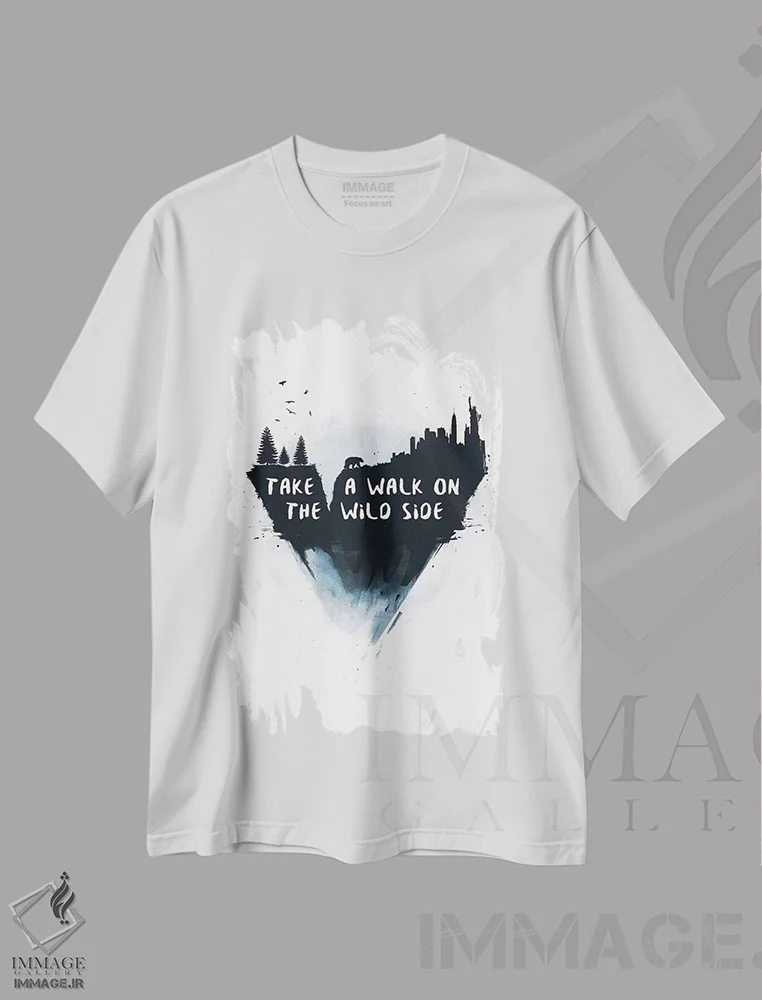 تیشرت سفید طرح دار قدم زدن در سوی وحشی، هنر دیجیتال اثر بالازس شولتی | فروشگاه ایماژ
