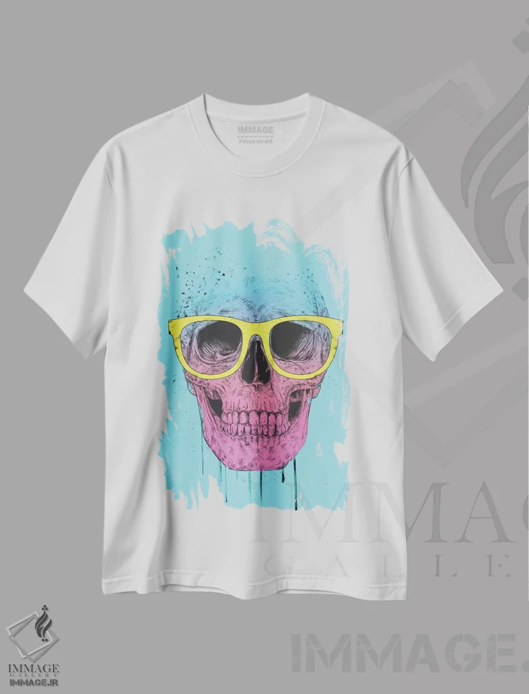 تیشرت سفید طرح دار جمجمه پاپ آرت با عینک، تزئینی اثر بالازس شولتی | immage.ir