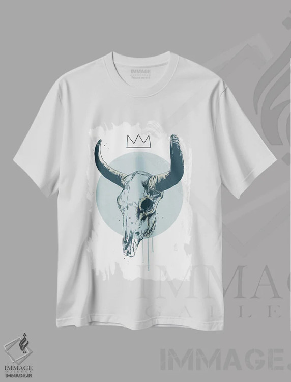 تیشرت سفید طرح دار جمجمه گاو، تزئینی اثر بالازس شولتی | immage.ir