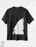تیشرت مشکی طرح دار صعود شبانه، هنر دیجیتال سیاه و سفید اثر بالازس شولتی | immage.ir