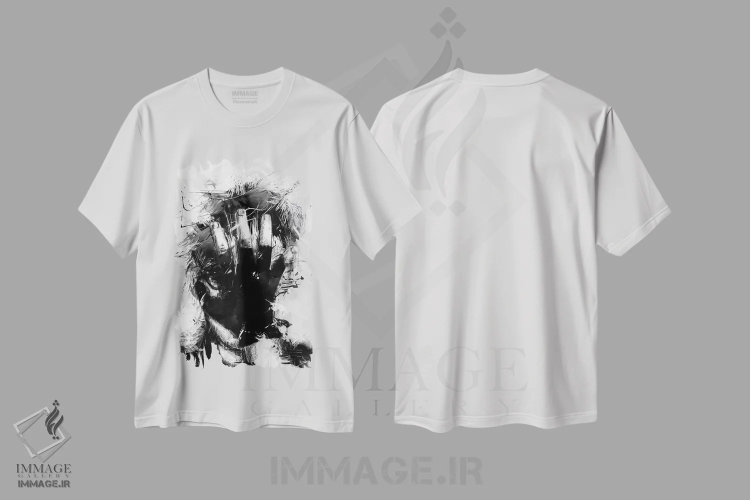 تیشرت سفید طرح دار پرتره، هنر دیجیتال سیاه و سفید اثر بالازس شولتی | فروشگاه ایماژ