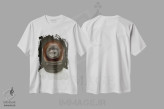 تیشرت سفید طرح دار خودنگاره، هنر دیجیتال اثر بالازس شولتی | immage.ir
