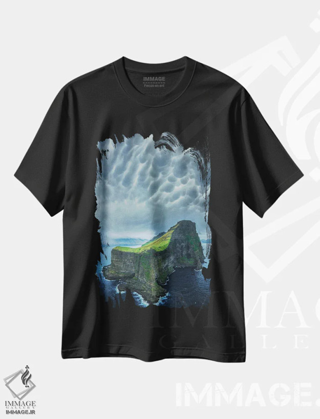 تیشرت مشکی طرح دار جزایر فارو مه آلود، عکاسی هوایی اثر برنت شاونور | فروشگاه ایماژ