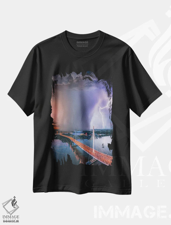 تیشرت مشکی طرح دار صاعقه در سن پترزبورگ، عکاسی هوایی اثر برنت شاونور | فروشگاه ایماژ