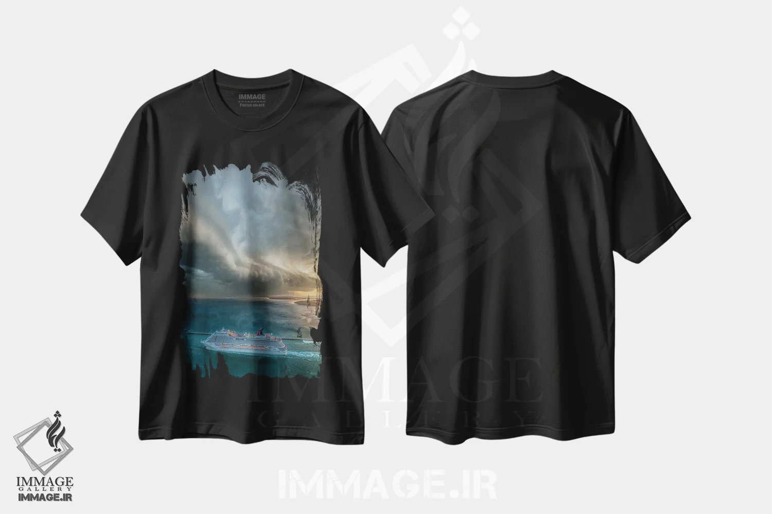 تیشرت مشکی طرح دار سفر دریایی به ناکجا، سواحل از نمای بالا اثر برنت شاونور | فروشگاه ایماژ