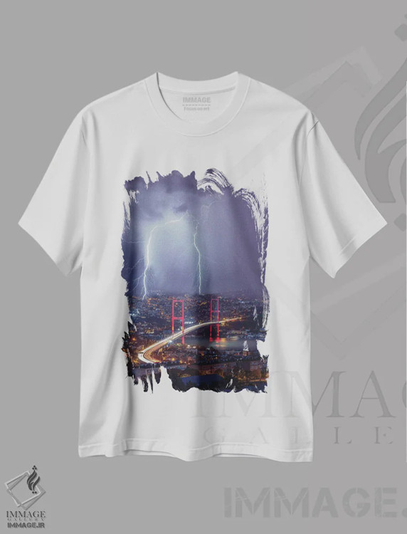 تیشرت سفید طرح دار جرقه های استانبول، مدیوم اثر برنت شاونور | immage.ir
