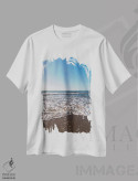 تیشرت سفید طرح دار جزیره سالیوان V، مدیوم اثر بثانی یانگ | immage.ir