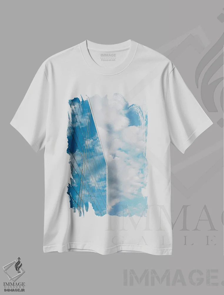 تیشرت سفید طرح دار آبی بارسلونا دو، مدیوم اثر بثانی یانگ | immage.ir