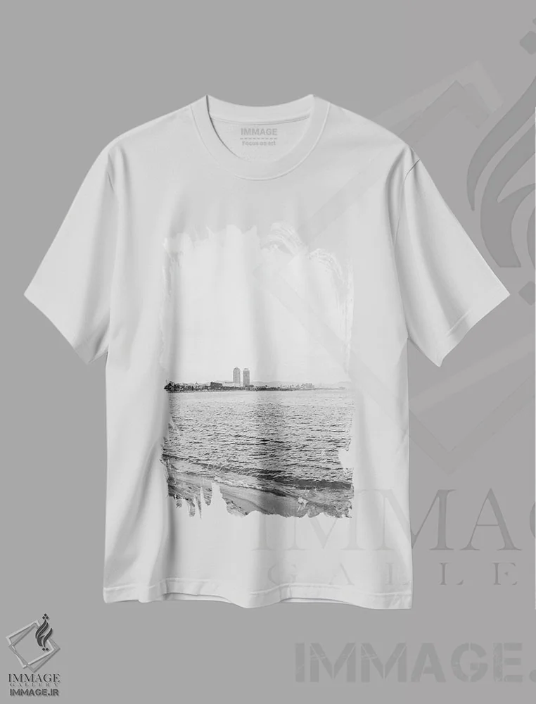 تیشرت سفید طرح دار ساحل بارسلونا دو، مدیوم اثر بثانی یانگ | فروشگاه ایماژ
