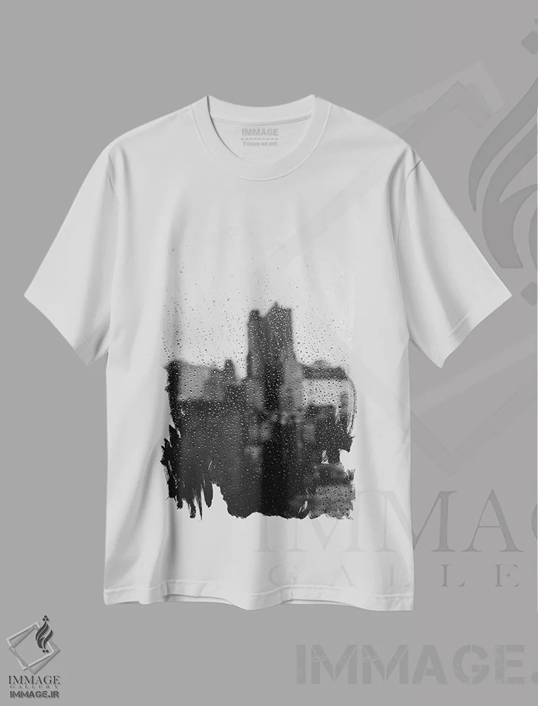 تیشرت سفید طرح دار باران بروکلین، عکاسی سیاه و سفید اثر بثانی یانگ | فروشگاه ایماژ