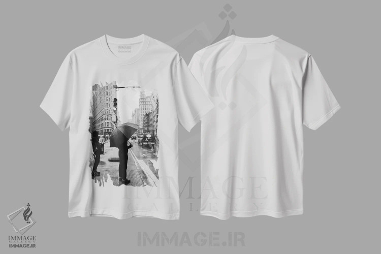 تیشرت سفید طرح دار نیویورک بارانی چهار، عکاسی سیاه و سفید اثر بثانی یانگ | فروشگاه ایماژ