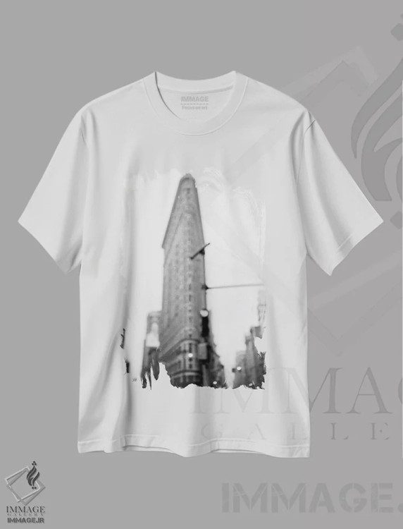 تیشرت سفید طرح دار نیویورک بارانی سه، عکاسی سیاه و سفید اثر بثانی یانگ | فروشگاه ایماژ