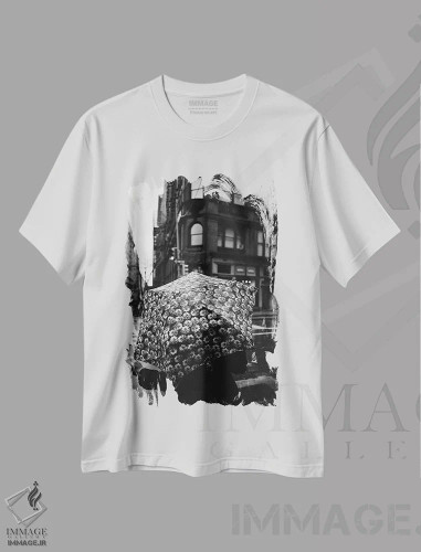 تیشرت سفید طرح دار نیویورک بارانی شش، عکاسی سیاه و سفید اثر بثانی یانگ | فروشگاه ایماژ