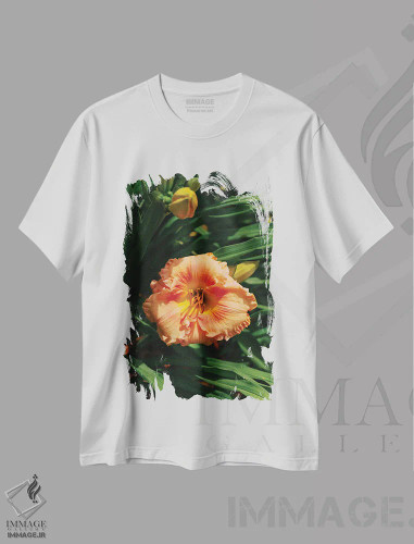 تیشرت سفید طرح دار باغ سوسن روز ۲، مدیوم اثر بثانی یانگ | فروشگاه ایماژ