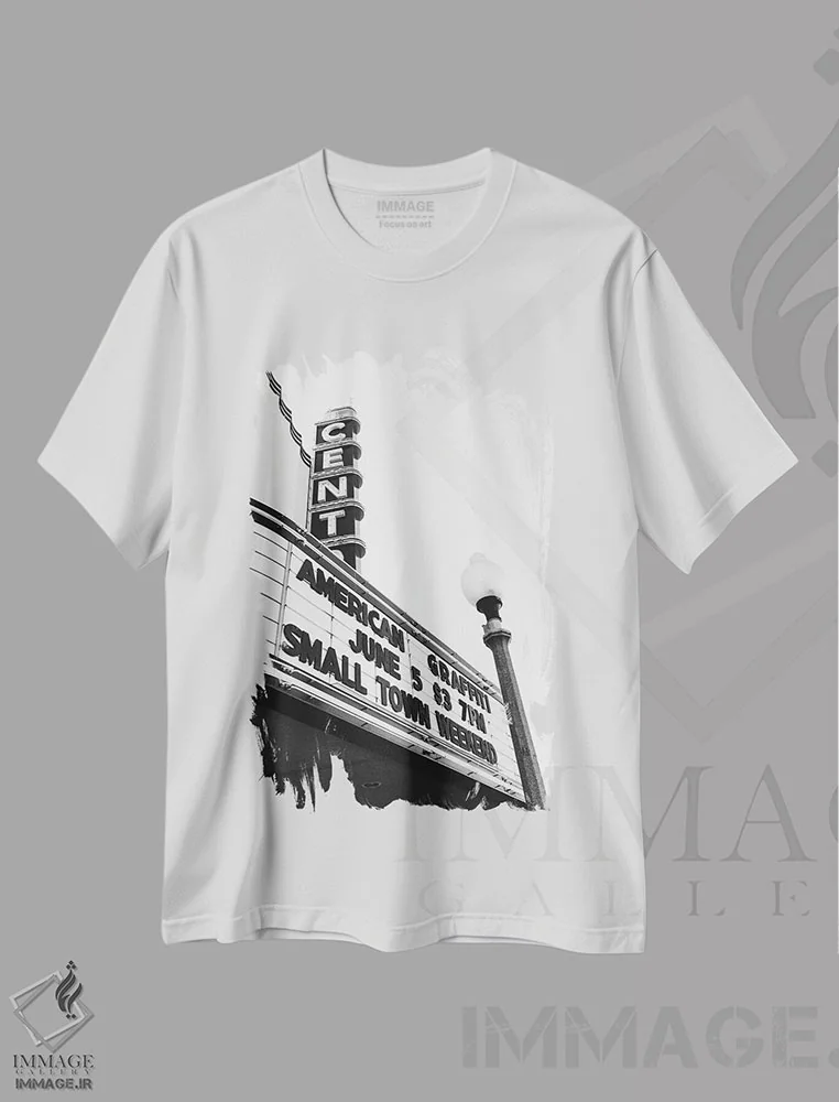 تیشرت سفید طرح دار تئاتر شهر کوچک، مدیوم اثر بثانی یانگ | immage.ir