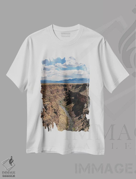 تیشرت سفید طرح دار دره ریو گراند ۲، مدیوم اثر بثانی یانگ | immage.ir