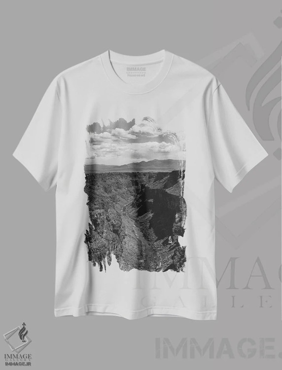 تیشرت سفید طرح دار دره ریو گراند ۴، مدیوم اثر بثانی یانگ | immage.ir