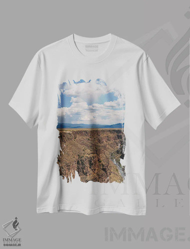 تیشرت سفید طرح دار دره ریو گراند ۸، مدیوم اثر بثانی یانگ | فروشگاه ایماژ