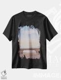 تیشرت مشکی طرح دار ساحل بمبئی، مدیوم اثر بثانی یانگ | فروشگاه ایماژ