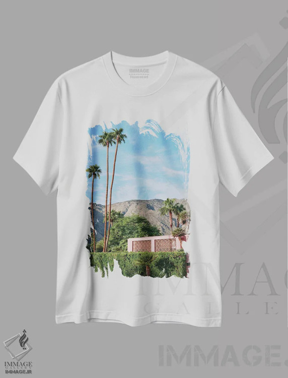 تیشرت سفید طرح دار خانه صورتی پالم اسپرینگز روی نگاتیو، مدیوم اثر بثانی یانگ | فروشگاه ایماژ