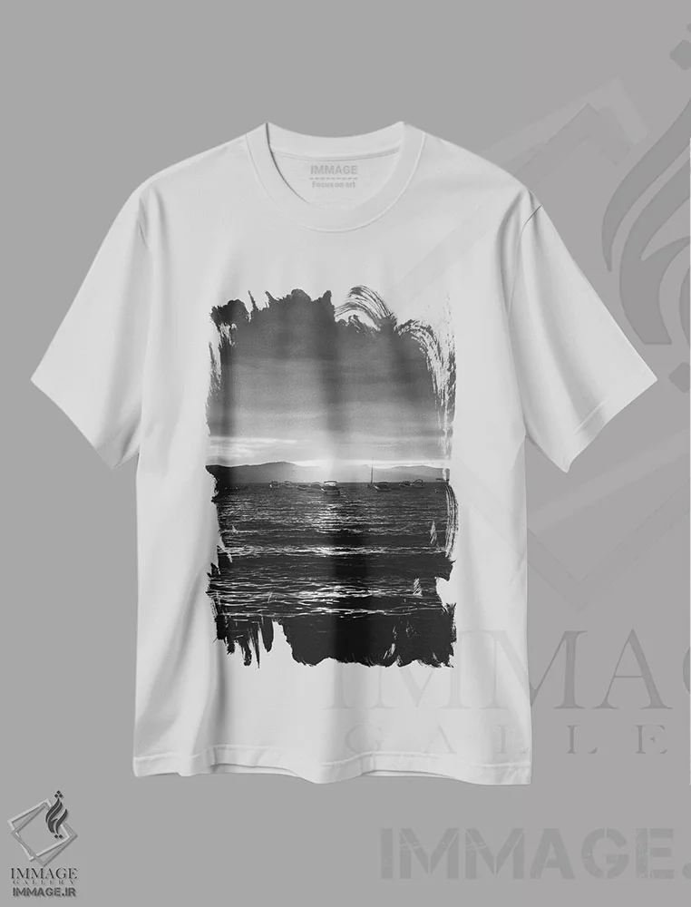 تیشرت سفید طرح دار غروب دریاچه تاهو ۳، عکاسی سیاه و سفید اثر بثانی یانگ | immage.ir