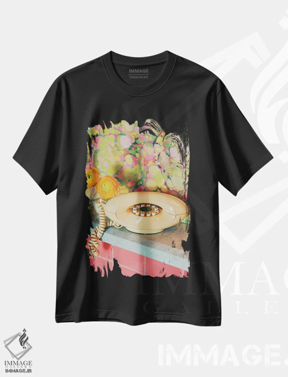 تیشرت مشکی طرح دار تماس نیواورلئان روی نگاتیو، مدیوم اثر بثانی یانگ | immage.ir