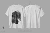 تیشرت سفید طرح دار جنگل ردوود ۱۵، عکاسی سیاه و سفید اثر بثانی یانگ | immage.ir