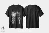 تیشرت مشکی طرح دار جنگل ردوود ۱۶، عکاسی سیاه و سفید اثر بثانی یانگ | فروشگاه ایماژ
