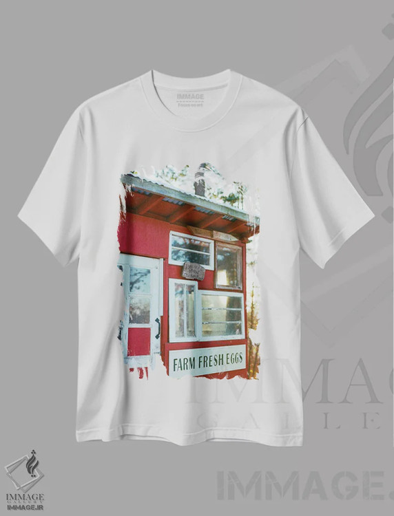 تیشرت سفید طرح دار آلونک مرغ یورکا اسپرینگز، مدیوم اثر بثانی یانگ | فروشگاه ایماژ