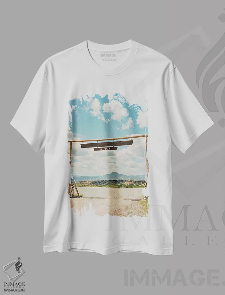 تیشرت سفید طرح دار مزرعه اشباح ۱۰، مدیوم اثر بثانی یانگ | immage.ir