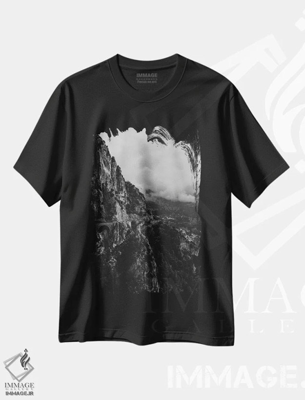 تیشرت مشکی طرح دار جاده ساحلی آمالفی شماره هشت، عکاسی سیاه و سفید اثر بثانی یانگ | فروشگاه ایماژ