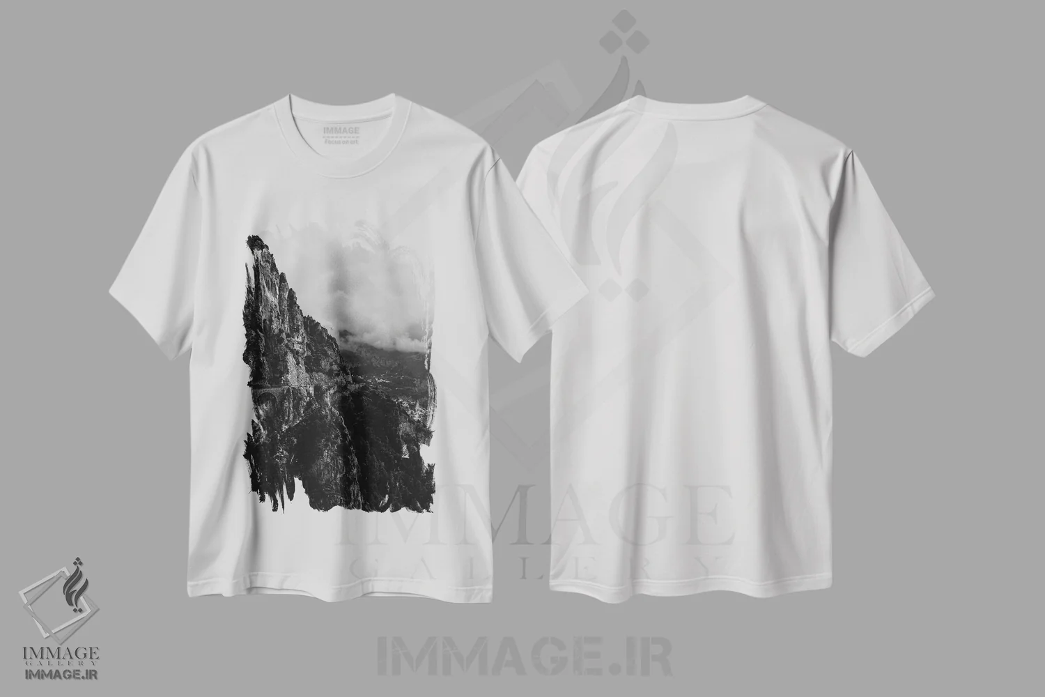 تیشرت سفید طرح دار جاده ساحلی آمالفی شماره هشت، عکاسی سیاه و سفید اثر بثانی یانگ | immage.ir