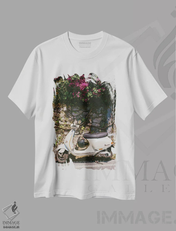 تیشرت سفید طرح دار رانندگی ساحل آمالفی روی فیلم، مدیوم اثر بثانی یانگ | immage.ir