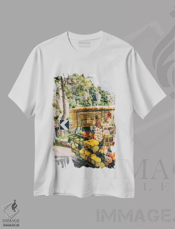 تیشرت سفید طرح دار جاده ساحلی آمالفی شماره پانزده، مدیوم اثر بثانی یانگ | immage.ir