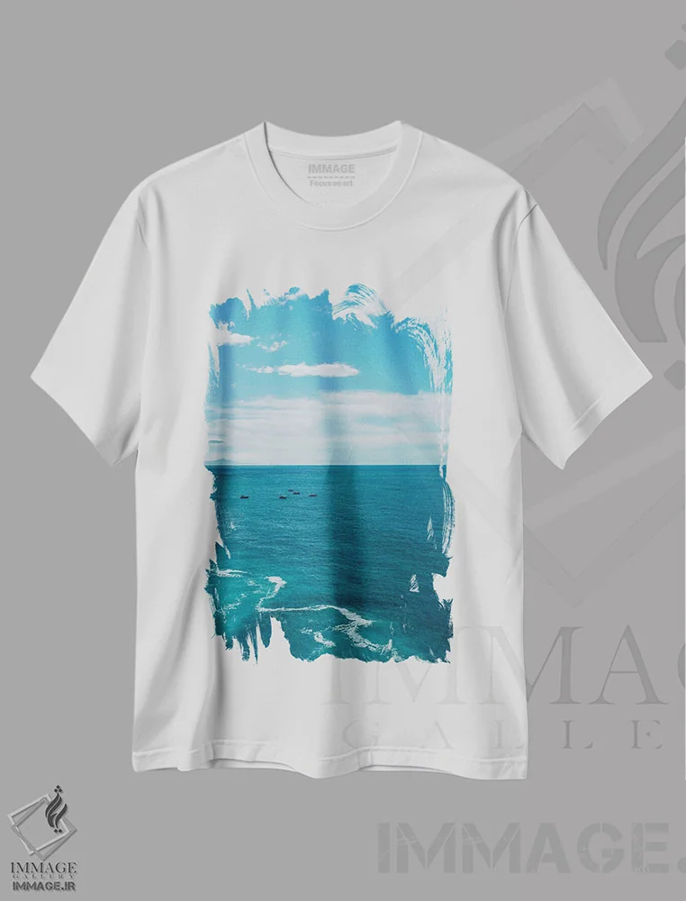 تیشرت سفید طرح دار آب ساحل آمالفی شماره بیست، مدیوم اثر بثانی یانگ | immage.ir