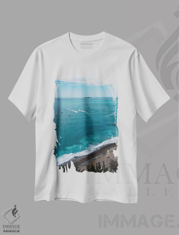 تیشرت سفید طرح دار صبح پوزیتانو هفت، مدیوم اثر بثانی یانگ | immage.ir