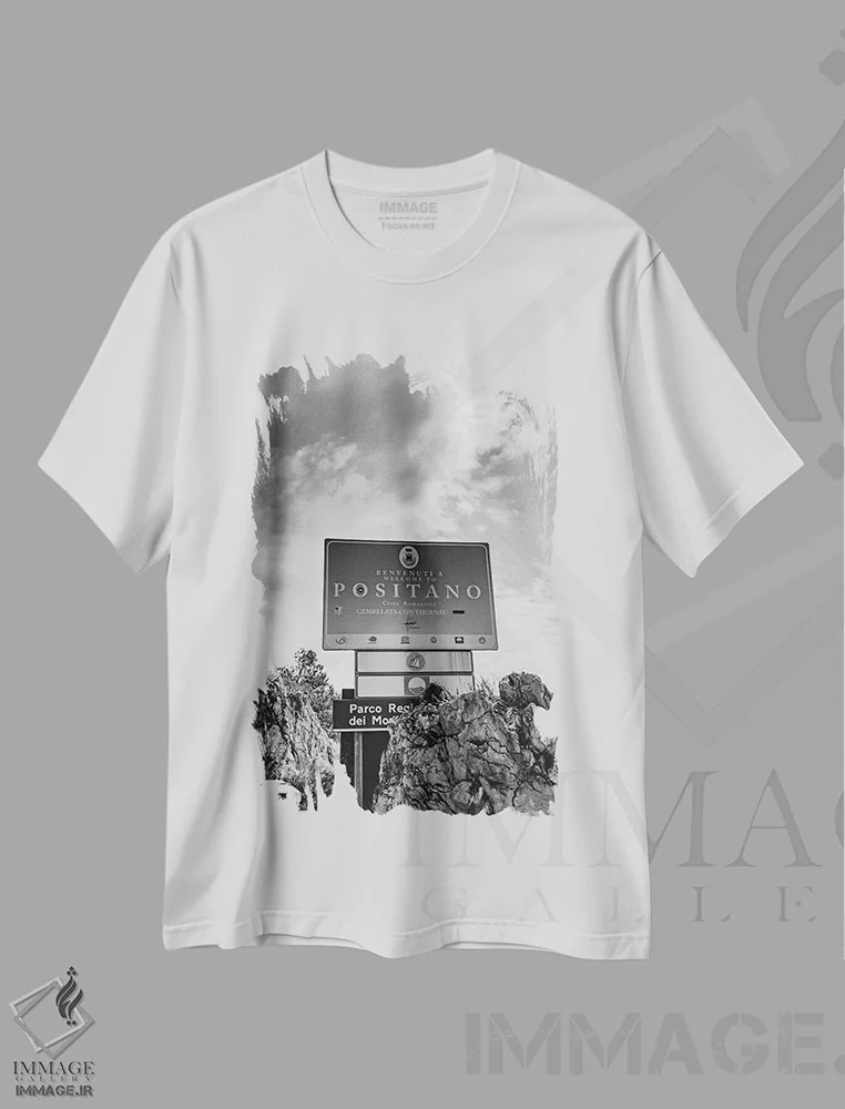 تیشرت سفید طرح دار پوزیتانو پانزده، عکاسی سیاه و سفید اثر بثانی یانگ | immage.ir