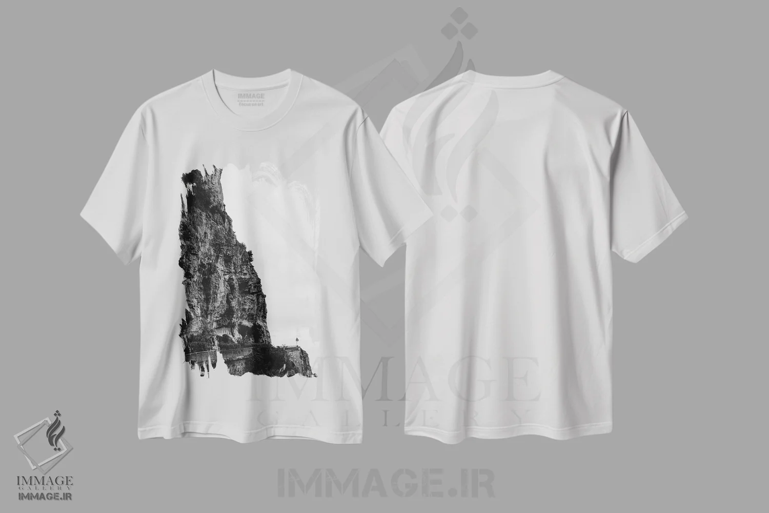 تیشرت سفید طرح دار رانندگی طوفانی در ساحل آمالفی سه، عکاسی سیاه و سفید اثر بثانی یانگ | immage.ir