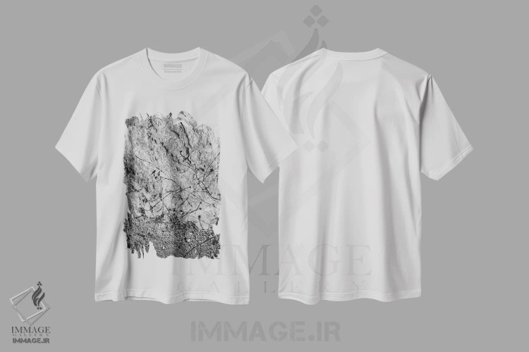 تیشرت سفید طرح دار گل های وحشی بیگ سور پنج، عکاسی سیاه و سفید اثر بثانی یانگ | immage.ir