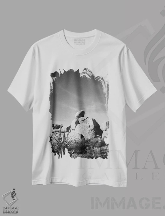 تیشرت سفید طرح دار پارک ملی جاشوا تری چهارده، عکاسی سیاه و سفید اثر بثانی یانگ | immage.ir