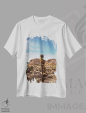 تیشرت سفید طرح دار پارک ملی جاشوا تری هفده، مدیوم اثر بثانی یانگ | فروشگاه ایماژ