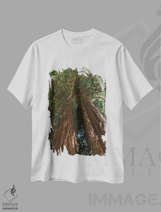 تیشرت سفید طرح دار جنگل سرخ چوب هشتم، مدیوم اثر بثانی یانگ | فروشگاه ایماژ