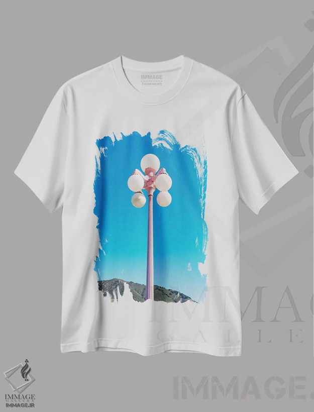 تیشرت سفید طرح دار مهمانسرای مادونا دوم، مدیوم اثر بثانی یانگ | فروشگاه ایماژ